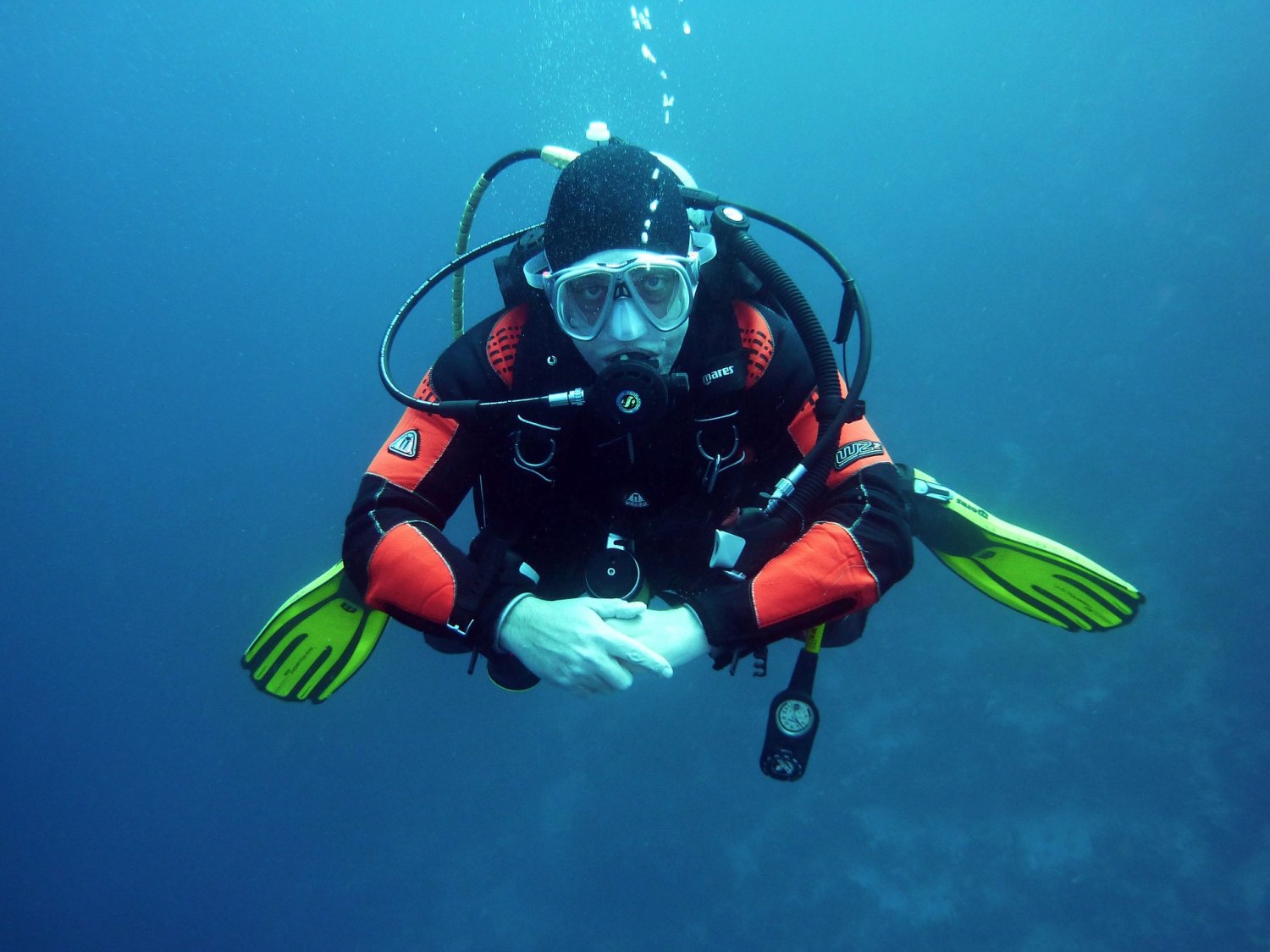 Activity Board: deep sea diving