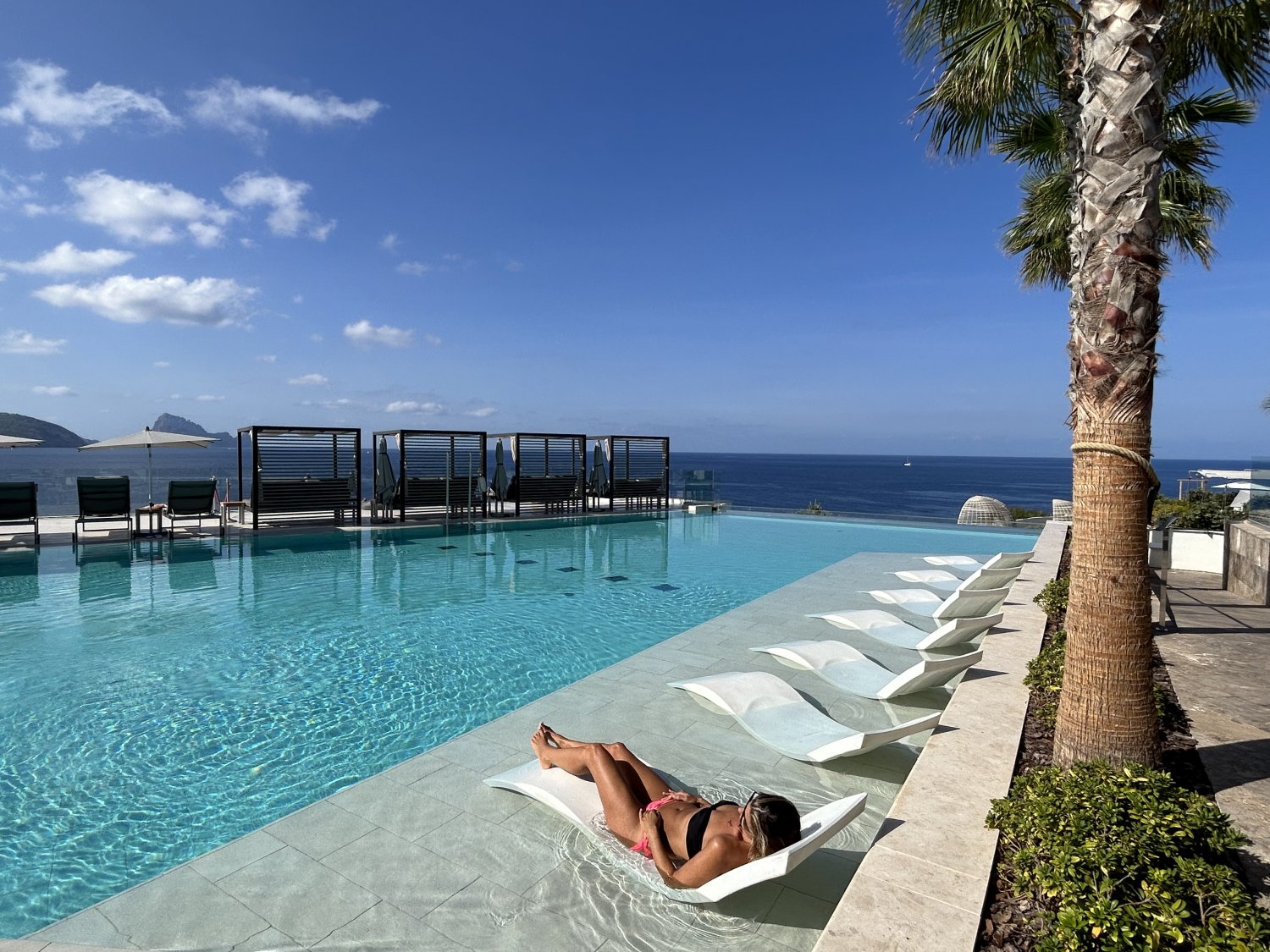 Chilling by the pool: 7Pines Resort Ibiza