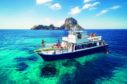 Boat trips around the coast of Ibiza and to Formentera | Ibiza Spotlight