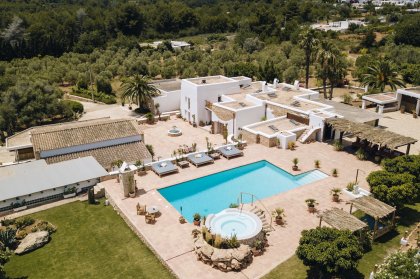 Es ist an der Zeit, eure Villa auf Ibiza für 2024 zu buchen