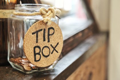 Tipping in Ibiza: All You Need to Know 