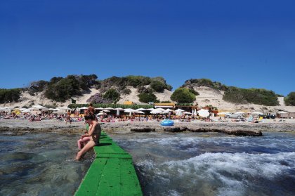 Las Salinas beach (Ses Salines) - Clubs & bars