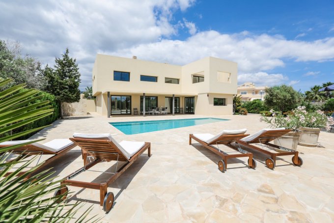 Can Nebot villa near Playa d'en Bossa, Ibiza