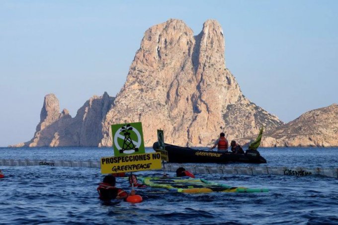 Greenpeace oil rig protest at Es Vedra, Ibiza by Greenpeace